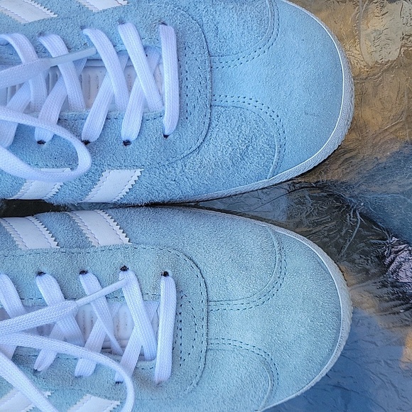 Addidas Giselle Sky Blue Suede Round Toe Sneaker Unisex - Picture 7 of 16